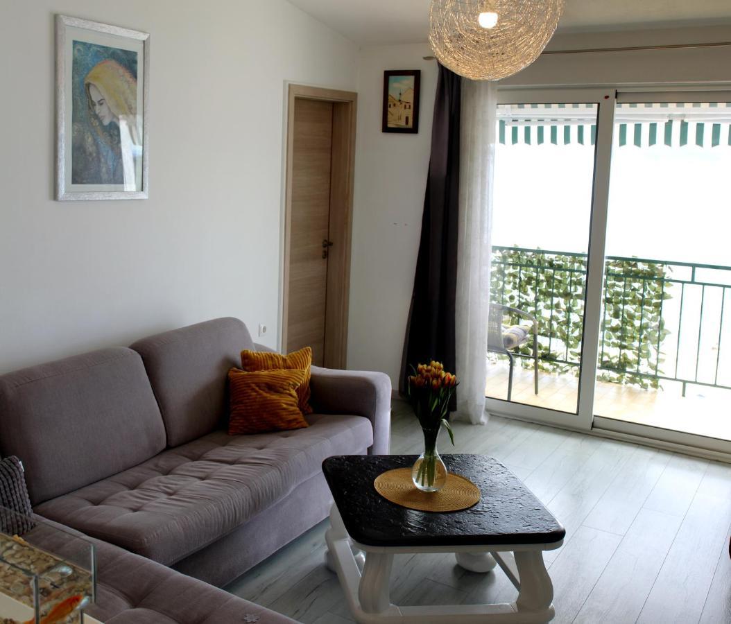 Mali Jakov Apartament *