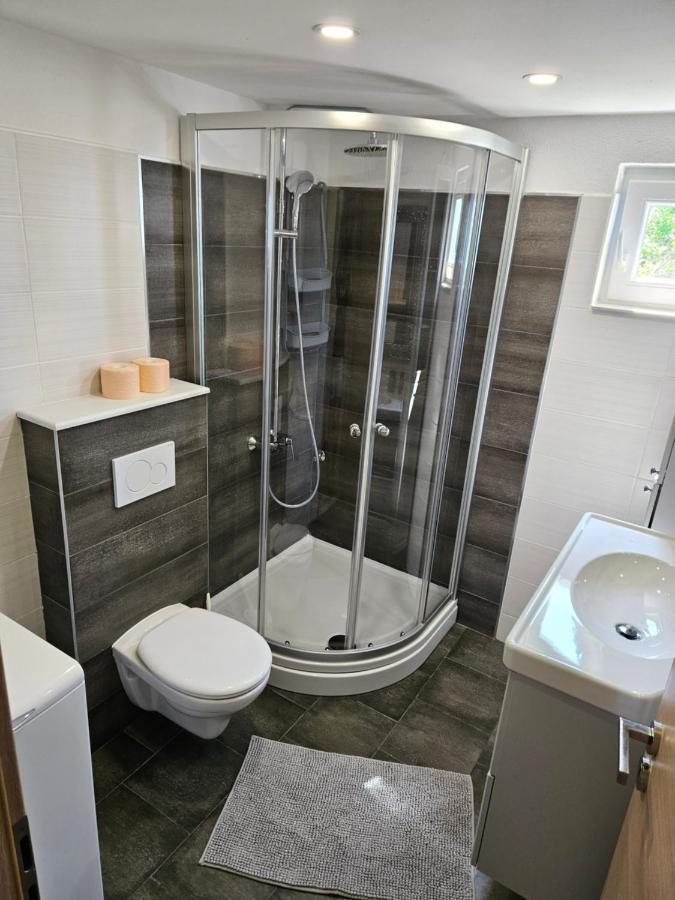 Mali Jakov Apartament Brela